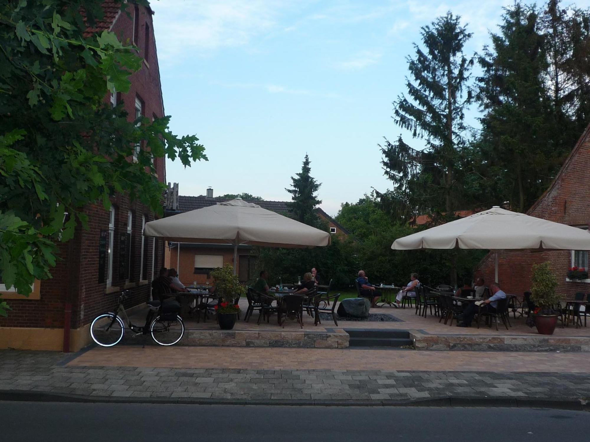 Zur Linde Hotel Heede Exterior photo