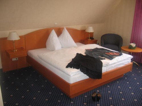 Zur Linde Hotel Heede Exterior photo