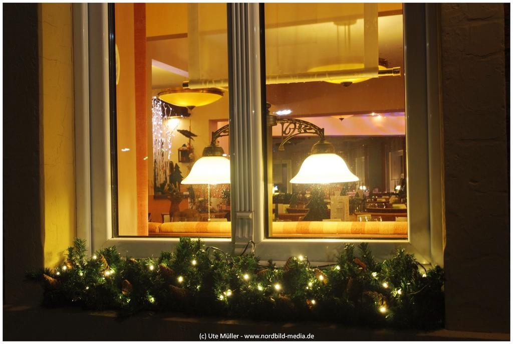 Zur Linde Hotel Heede Exterior photo